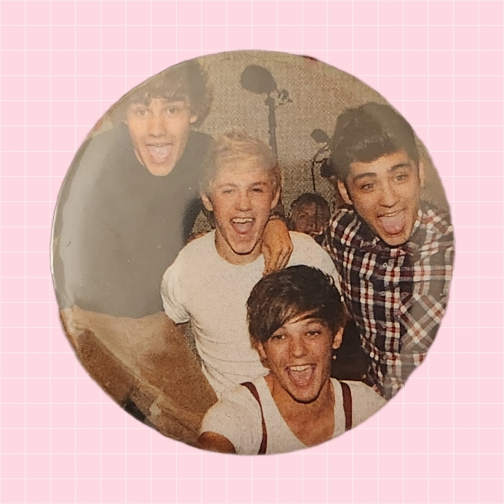 One Direction 2" Pin
